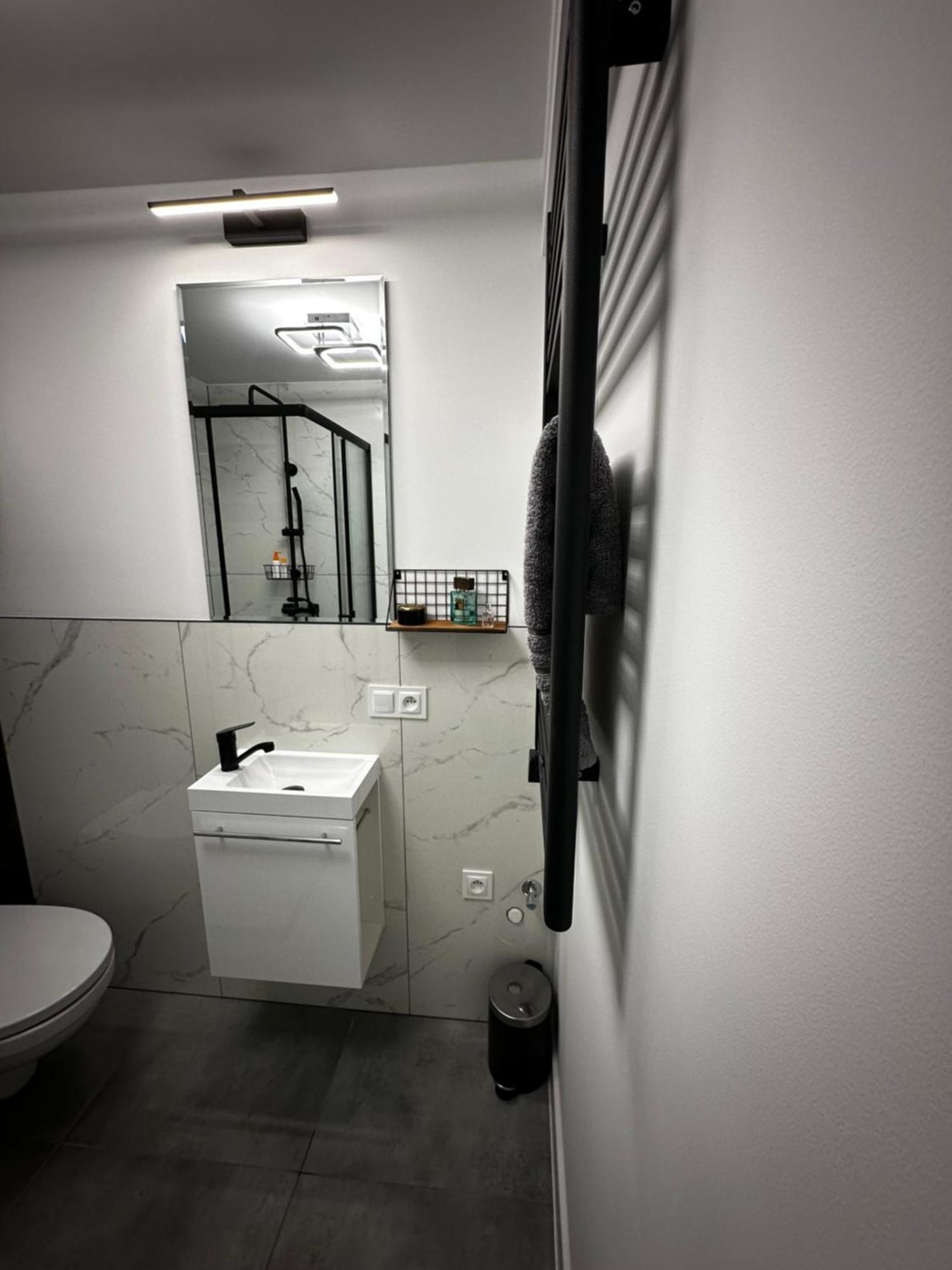 Skwerowa Nest Apartment Krakow Bagian luar foto